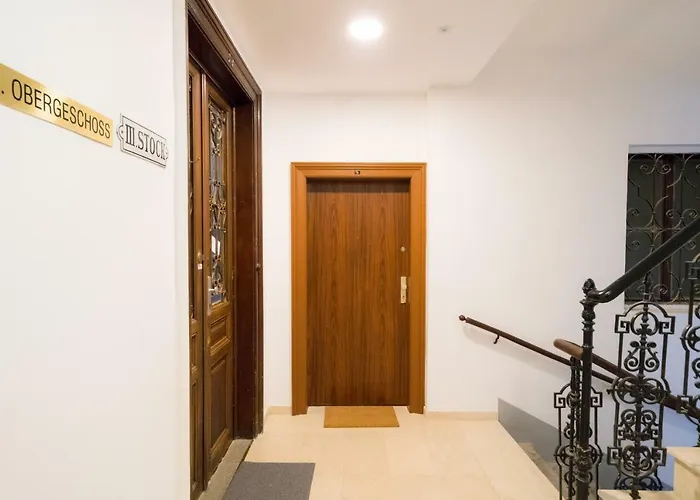 Residence, Herbststrasse - Ottakring * Viena